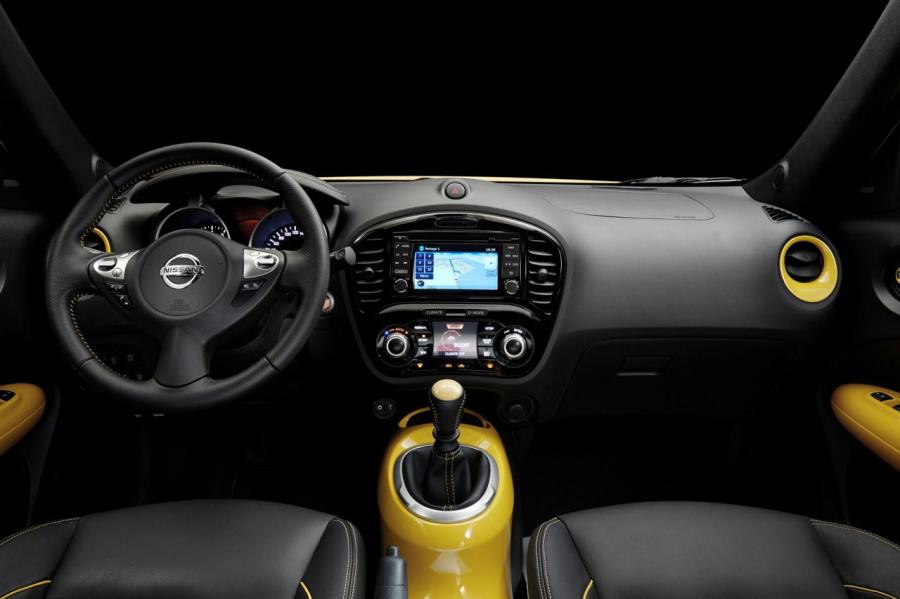  Nissan Juke 2015 года  (фото 7 из 28)